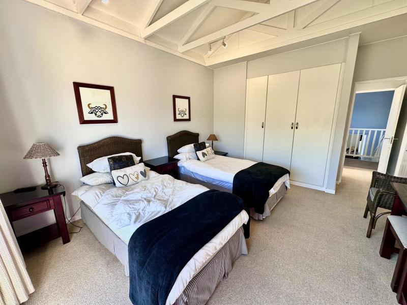 To Let 4 Bedroom Property for Rent in Pinnacle Point Golf Estate Western Cape